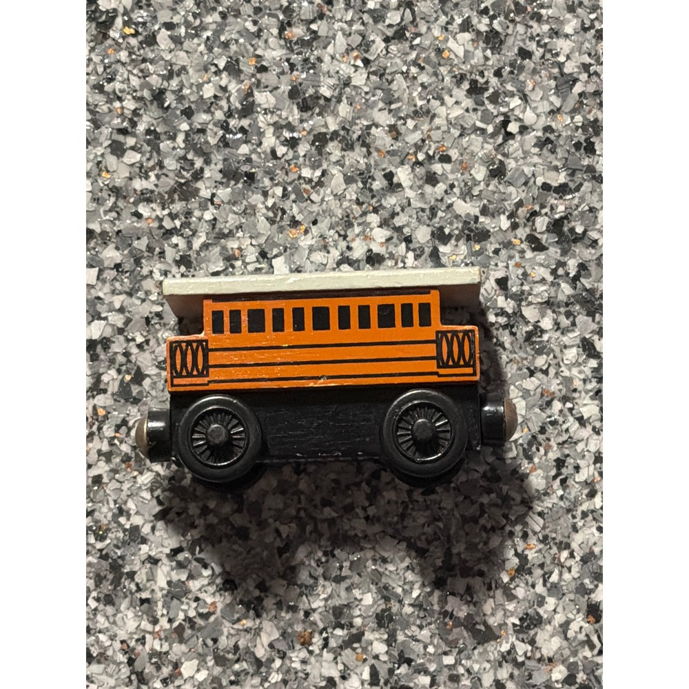 Thomas & Friends Wooden Railway Henrietta Passenger Coach Orange Train Car